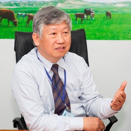 Bác sĩ Nguyễn Gia Khánh