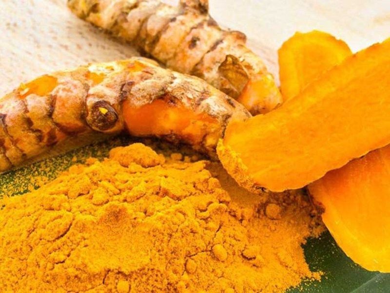 Củ nghệ là một trong những cách chữa hắc lào dân gian không hề để lại sẹo thâm