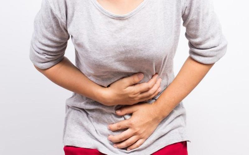 Đau bụng dưới là một triệu chứng của viêm phần phụ cấp tính