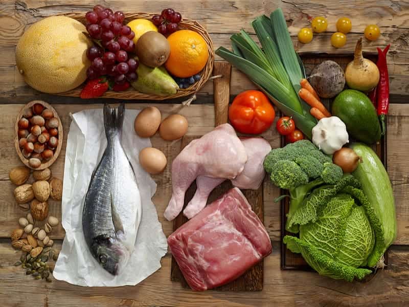 Chế độ dinh dưỡng đa dạng đầy đủ chất đạm, chất béo, chất xơ được khuyến cáo