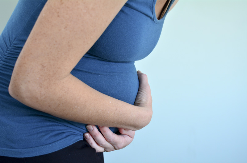 Mang thai tháng thứ 8 bị đau bụng dưới là điều khiến nhiều mẹ lo lắng
