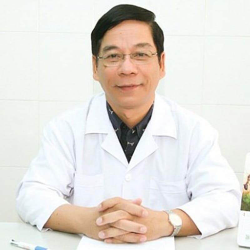 Bác sĩ Huỳnh Huy Hoàng chữa bệnh mề đay tại Hồ Chí Minh