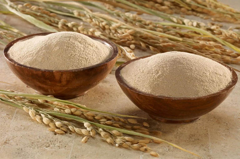 Cách trị viêm nang lông tại nhà hiệu quả từ cám gạo