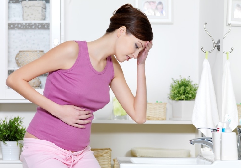 đau dạ dày khi mang thai