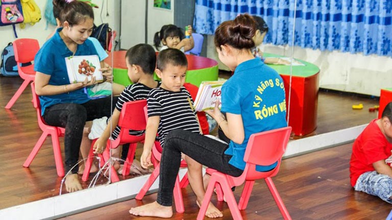 Trường dạy trẻ chậm nói Rồng Việt TPHCM