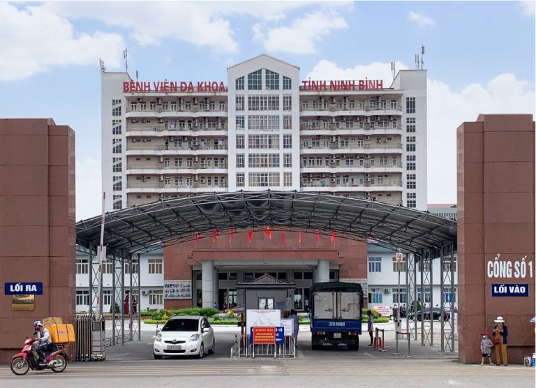 Bệnh viện đa khoa tỉnh Ninh Bình đã được sửa chữa mở rộng với quy mô 1200 giường bệnh