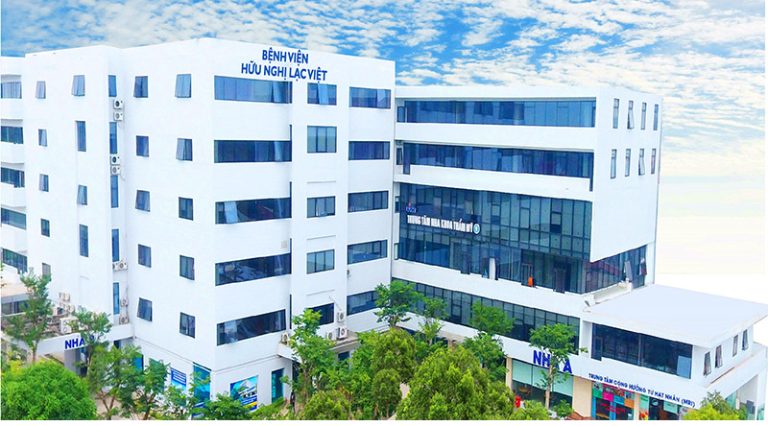 Bệnh viện Hữu Nghị Lạc Việt được đánh giá cao với cơ sở hạ tầng khang trang, hiện đại