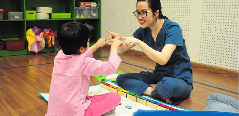 trung tâm dạy trẻ tự kỷ tại hà nội