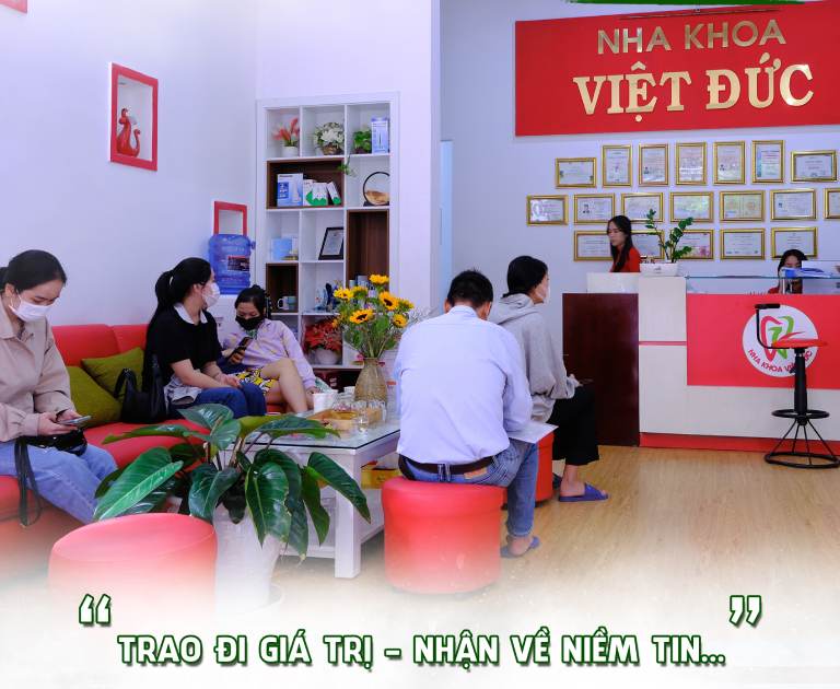 Nha khoa Việt Đức cũng là địa chỉ được nhiều người lựa chọn để lấy cao răng