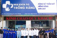 Nha khoa trồng răng Sài Gòn nổi bật với các dịch vụ đa dạng, nhiều mức giá