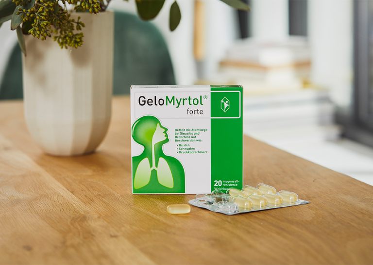 GeloMyrtol có tác dụng bổ phổi, cải thiện chức năng phổi, hỗ trợ điều trị viêm phế quản cấp và mãn tính
